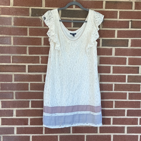 AE Lace Shift Dress - Picture 7 of 14